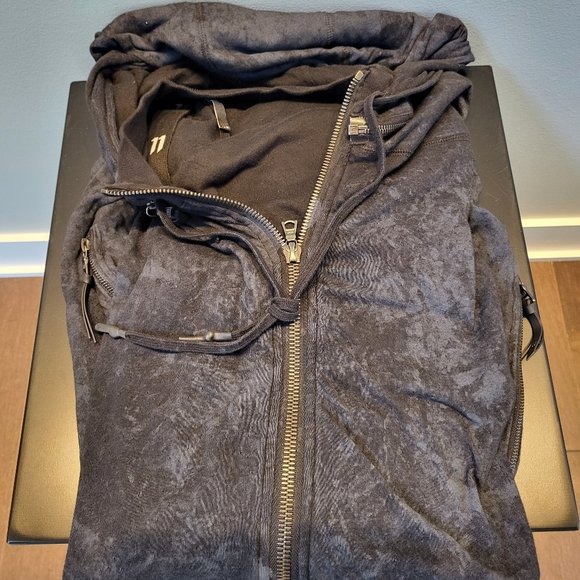 11 by Boris Bidjan Saberi men's drawstring hoodie with zipper pockets and hood - Picture 4 of 6